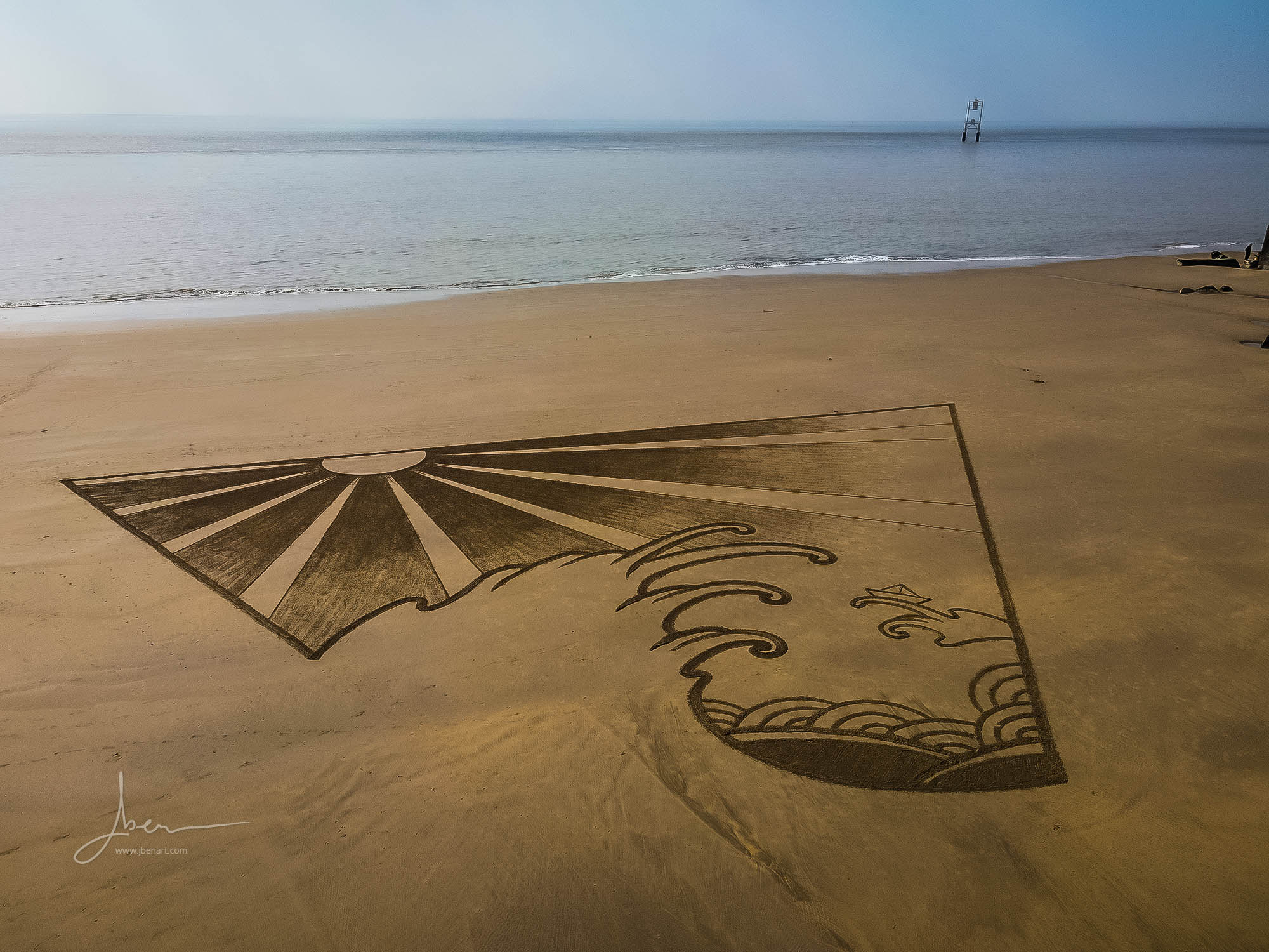 Beach art triangle wave